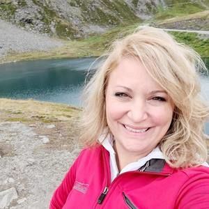 Meet your Posher, Stacy